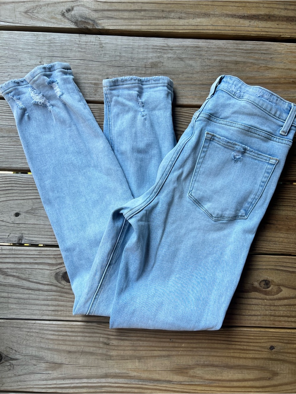 Vervet by Flying Monkey High Rise Light Wash Distressed Jeans Size 27 - Picture 6 of 11